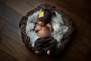 Temecula Newborn Photographer Gretchen Barros Photography Newborn in Nest