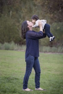 Temecula Family Photographer Gretchen Barros Photography Mommy Kissing baby