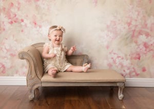 Vancouver_WA_Newborn_Photographer_Gretchen_Barros_Photography_One_Year_Vintage_Pearls