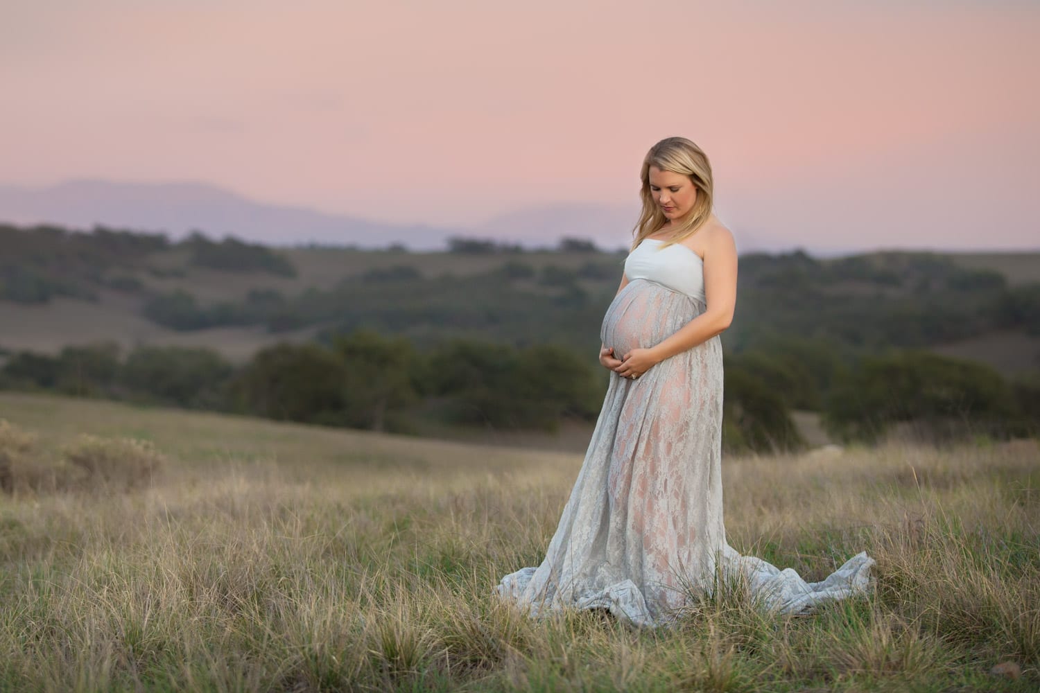 Portland_Maternity_Photographer_Gretchen_Barros_Photography_Gray_Gown_Sunset