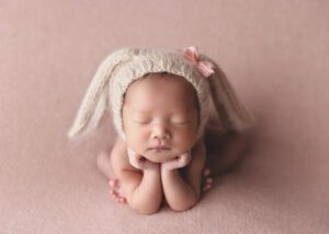 Portland newborn Photographer Gretchen Barros Photography Baby in bunny bonnet